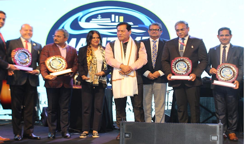 Honourable Minister felicitation the delegates